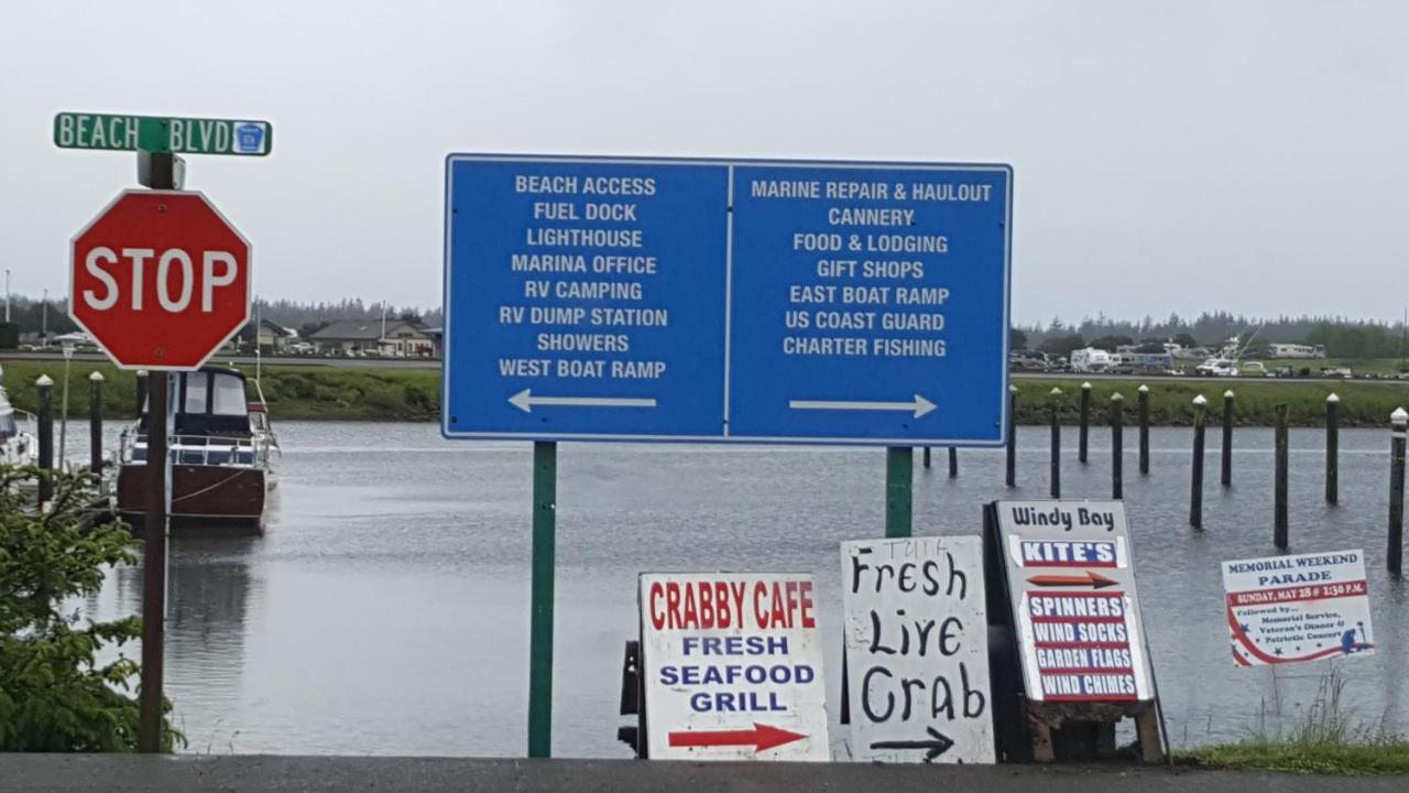Winchester Bay Inn Reedsport Pokój zdjęcie